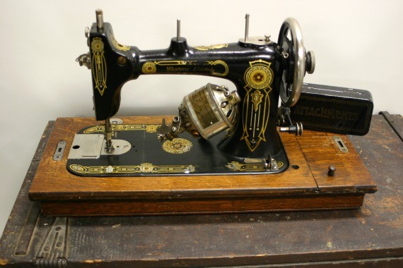 Vintage Western Electric Sewing Machine Late 1800's on Luulla